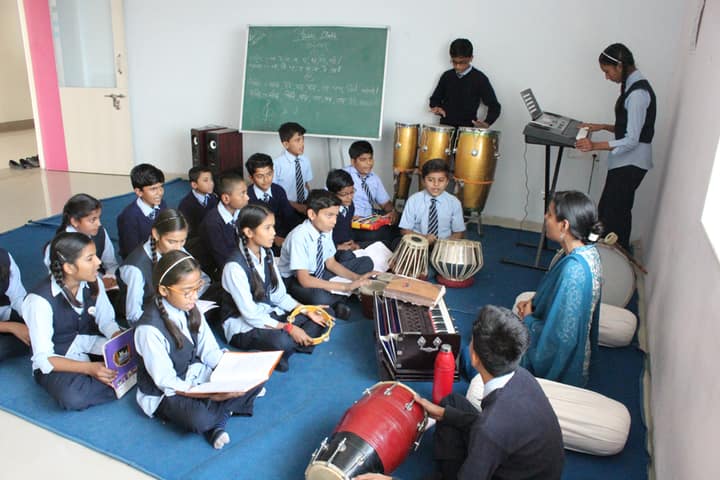 Vidyakunj International School-Music