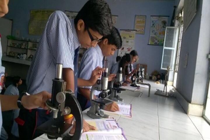 Vidyavati Public Central School-Biology Lab