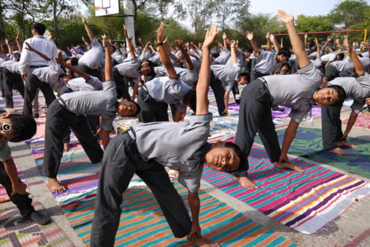 Vindhyachal Academy-Yoga