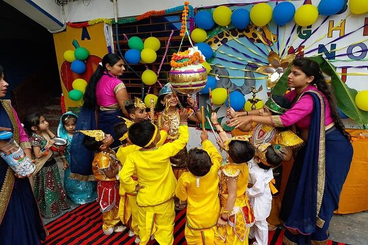 Wisdom Valley Secondary School Rewa-Festival celebrations