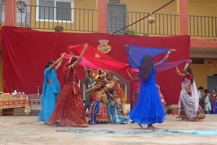 Yashwant Public School-Krishnashtami