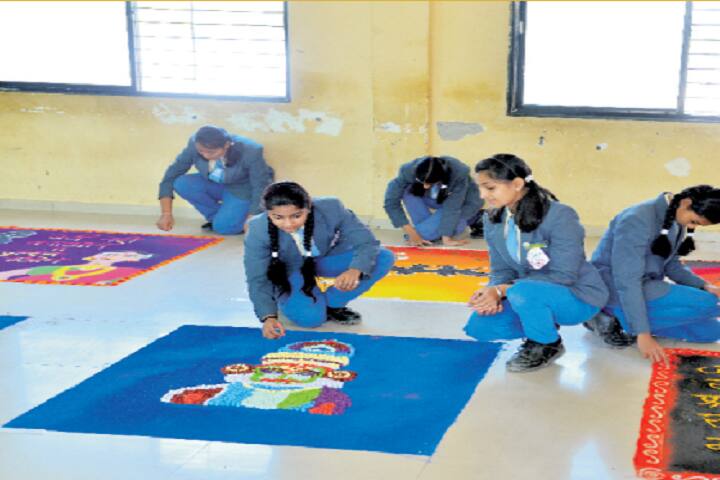 Atma Malik International School-Art And Craft