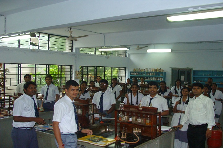 Atomic Energy Central School No 1-Chemistry-Lab