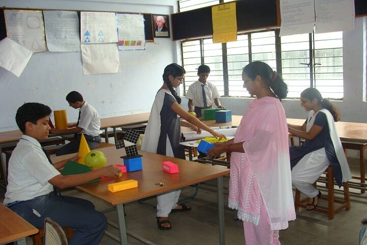 Atomic Energy Central School No 1-Maths Lab