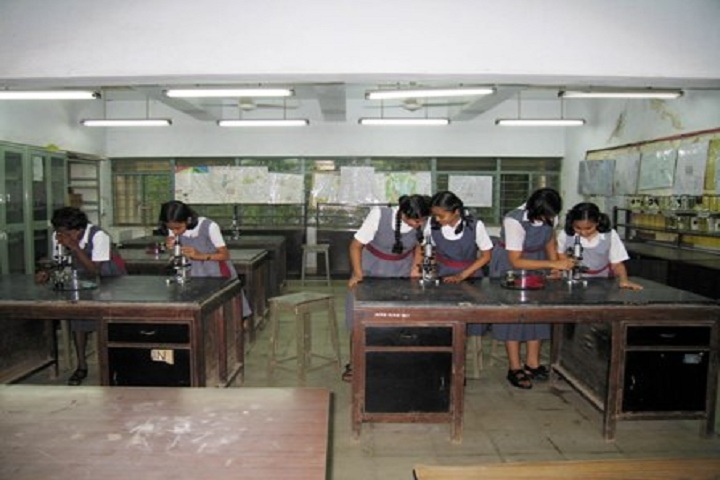 Atomic Energy Central School No 2-Biology Lab