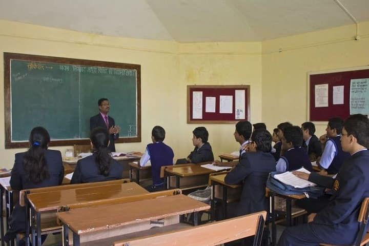 Bharati Vidyapeeth GodS Valley International School-Classroom