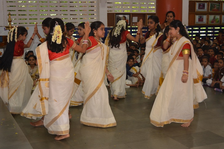 Chinmaya Vidyalaya-Dance