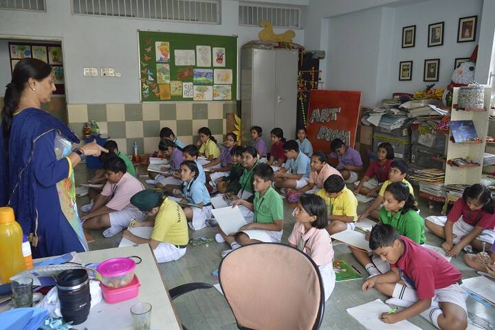 Delhi Public School-Art Room