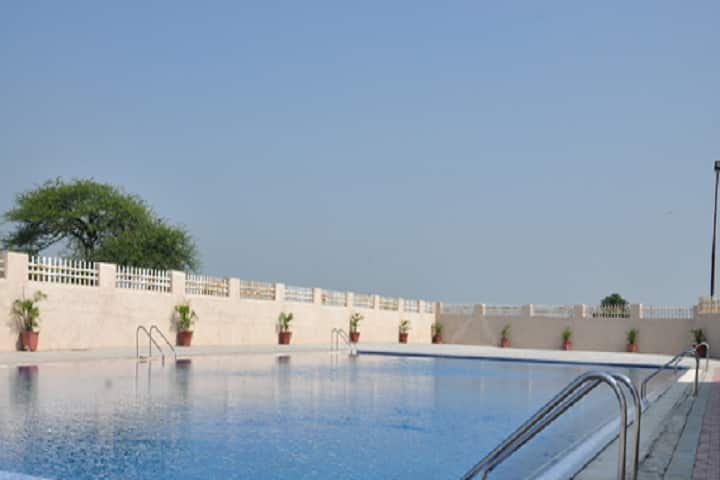 Delhi Public School-Swimming Pool