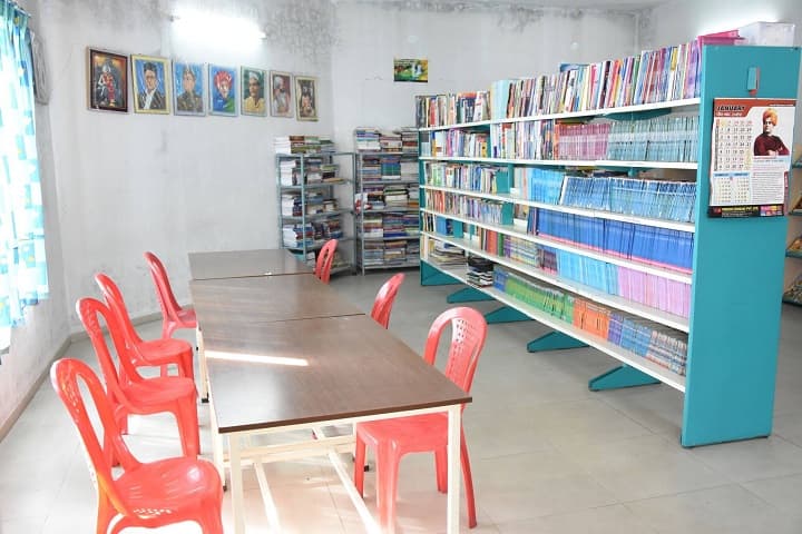 Dnyanada English School-Library