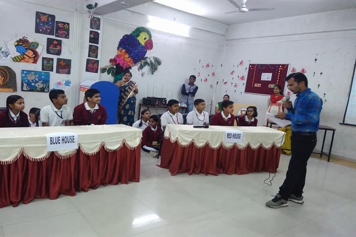 Dnyanada English School-Quiz Competition