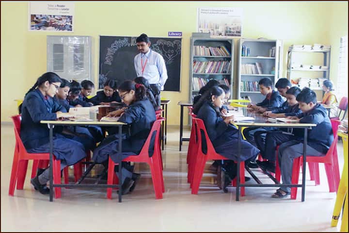 Dnyaneshwar Public School-Library