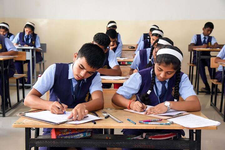 Dr Cyrus Poonawalla English Medium School-Class