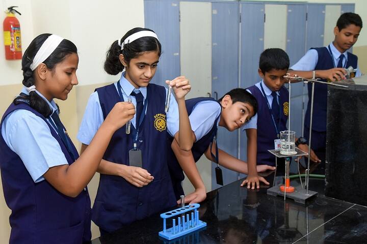 Dr Cyrus Poonawalla English Medium School-Laboratory1