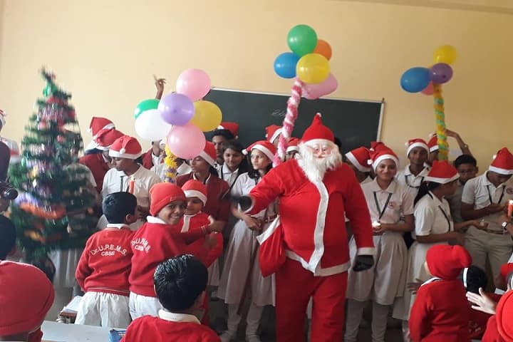 Dr Ulhas Patil English Medium School-Christmas Celebrations