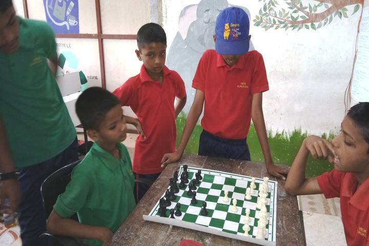 Hind English Medium School-Indoor Games