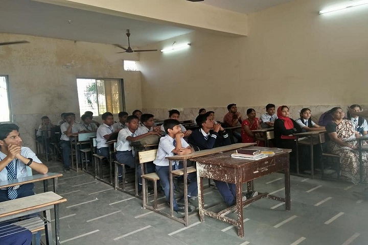 Holy Faith English School-classroom