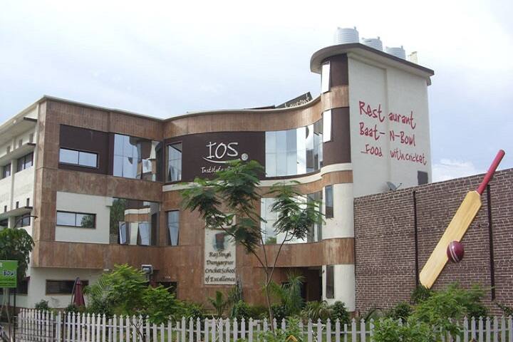 Innovative Minds School Of Excellence-Cricket Academy