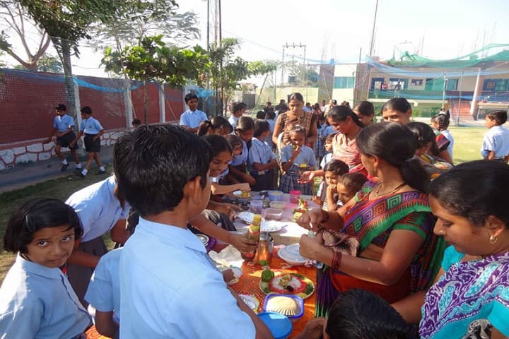 Innovative Minds School Of Excellence-Food Fest