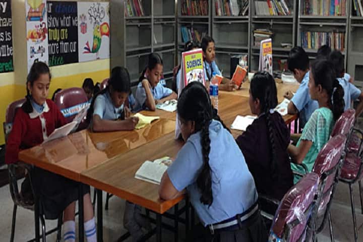 Innovative Minds School Of Excellence-Library