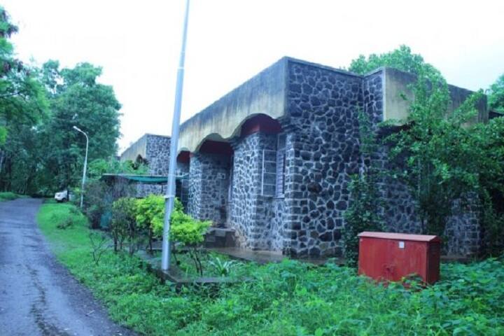 Jawahar Navodaya Vidyalaya-Staff Quarter Outside