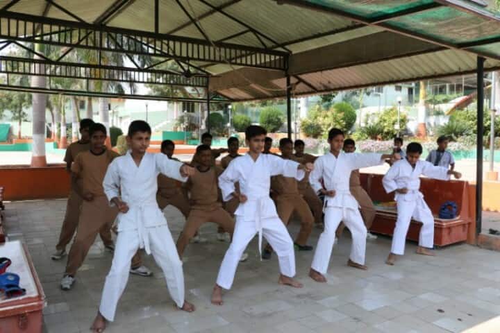 Kanaiyalal Raojibhai Public School-Karate