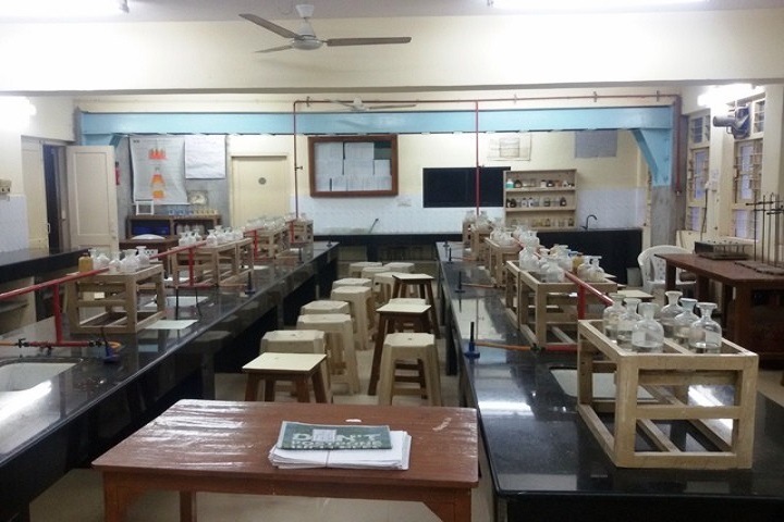Kendriya Vidyalaya-Chemistry lab
