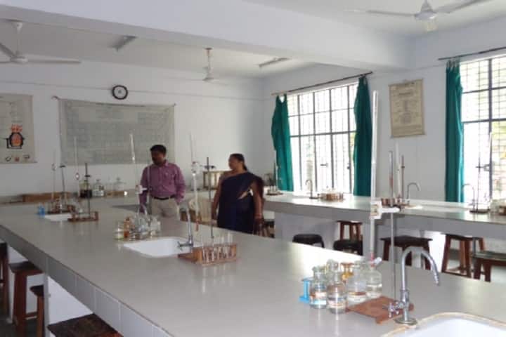 Kendriya Vidyalaya-Chemistry Lab