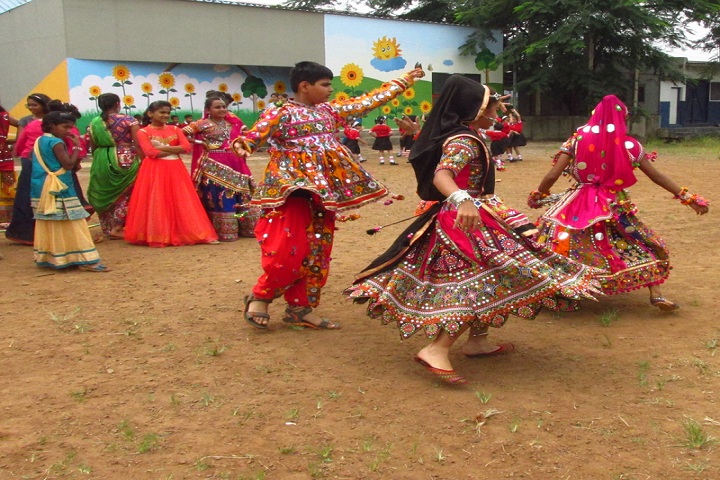 Kolhapur Public School-Dance