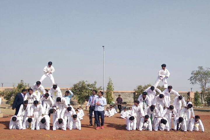 Lotus English School-Karate