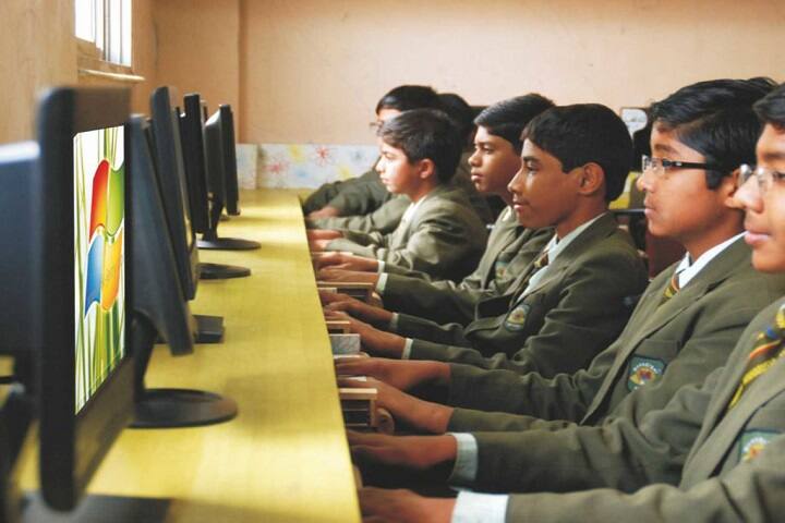 Maharishi Public School-Computer Lab