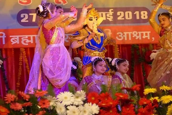 Maharishi Vidya Mandir-Events dance