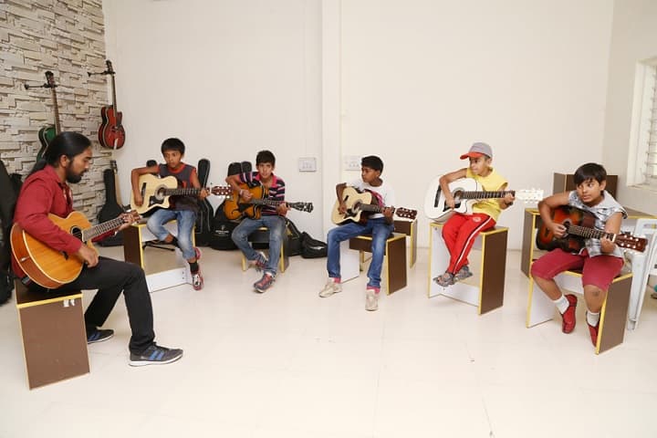 Mahatma Gandhi Missions Clover Dale School-Music Classes