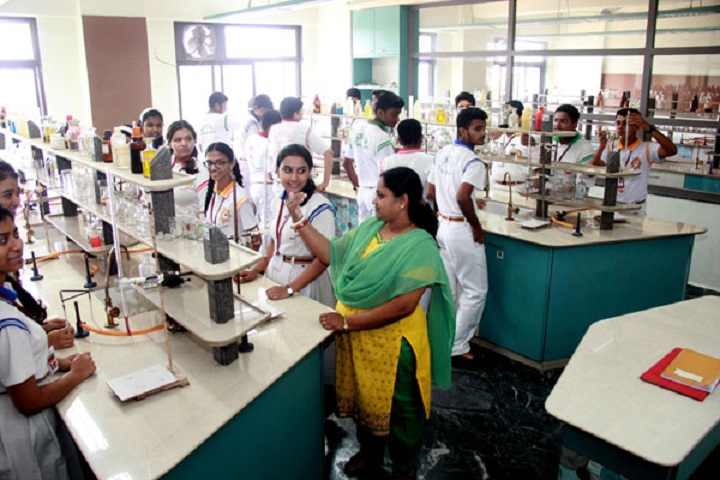 Mahatma International School-Chemistry Lab