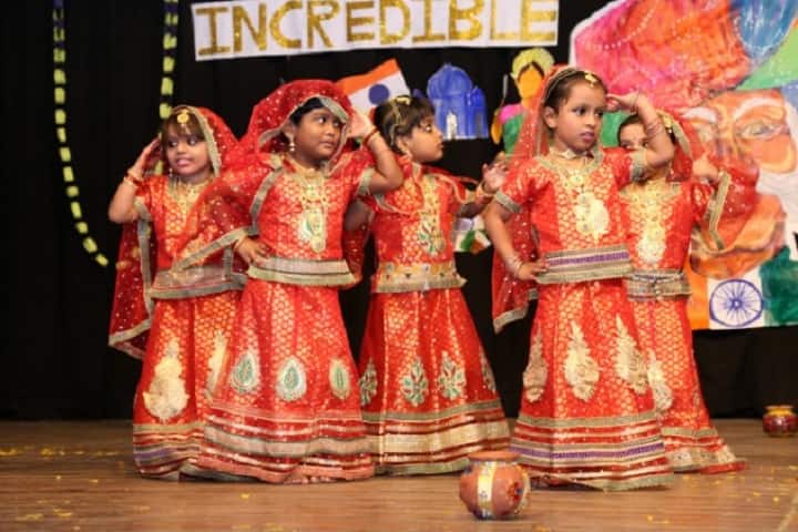 Manav Mandirs Smt Nandkumar Rasiklal P Seth Multipurpose High School-Dance