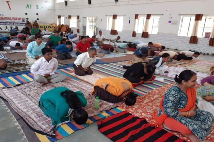 Dav Public School-Yoga