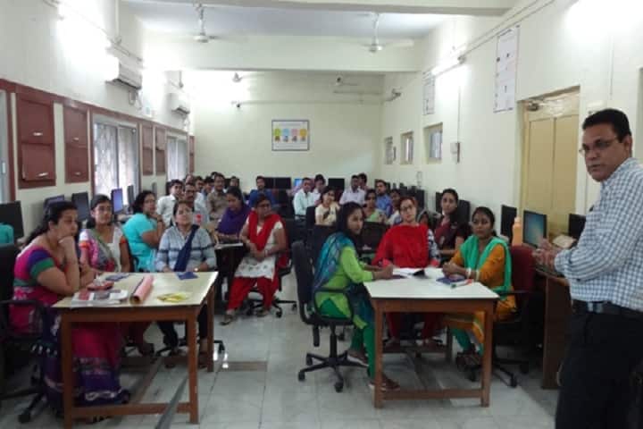 Manikgarh Cement English School-Seminar