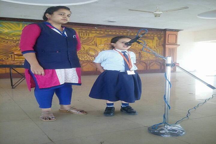 Master Mind Global English School-Singing