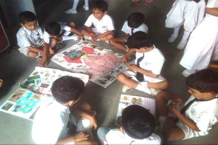 Modern International School-Art room