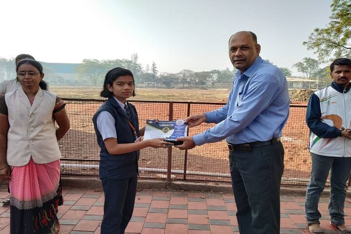 Nav Krishna Valley School-Prizes