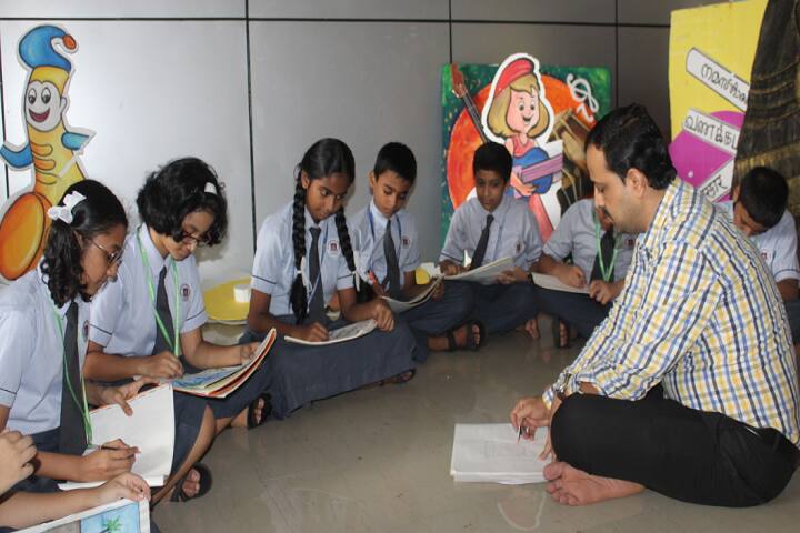 New Horizon Scholars School-Art Room