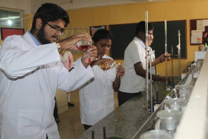 New Horizon Scholars School-Chemistry Lab