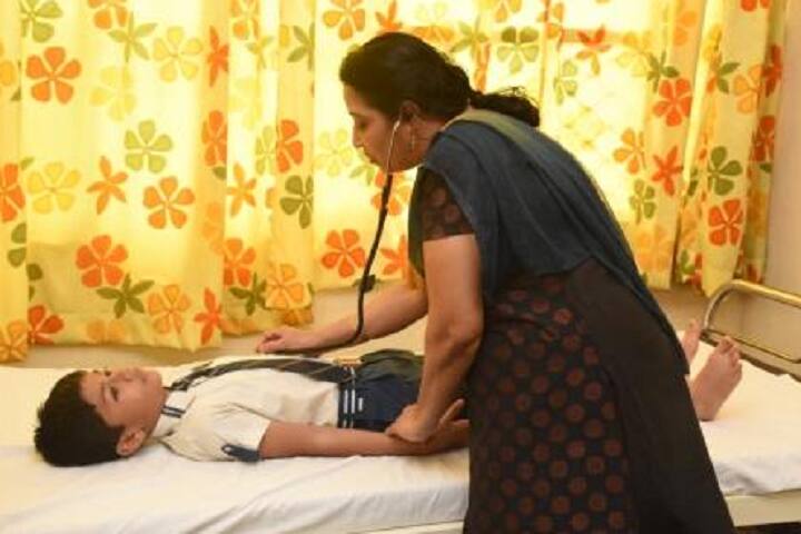 New Horizon Public School Khanda Colony-Medical Checkup