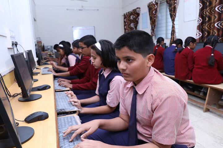 New Horizon School-Computer Lab