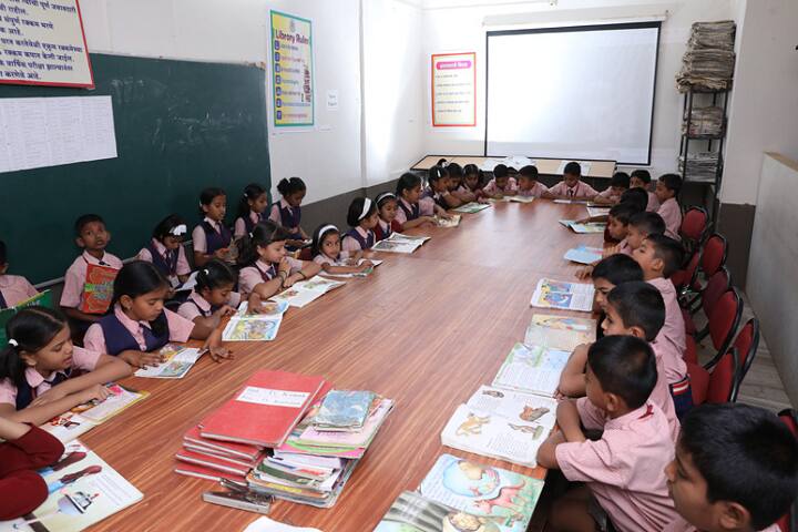 New Horizon School-Library