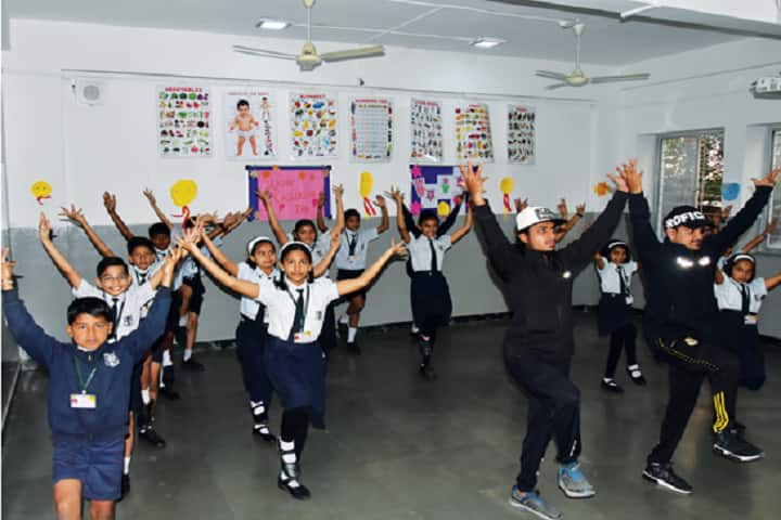 New Pune Public School-Dance