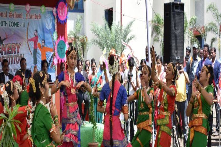 Oxford International School-Dance