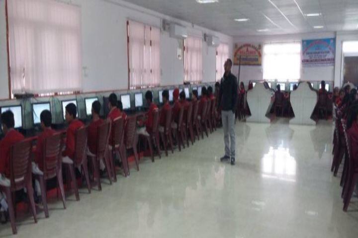 Dav Public School-Computer Lab
