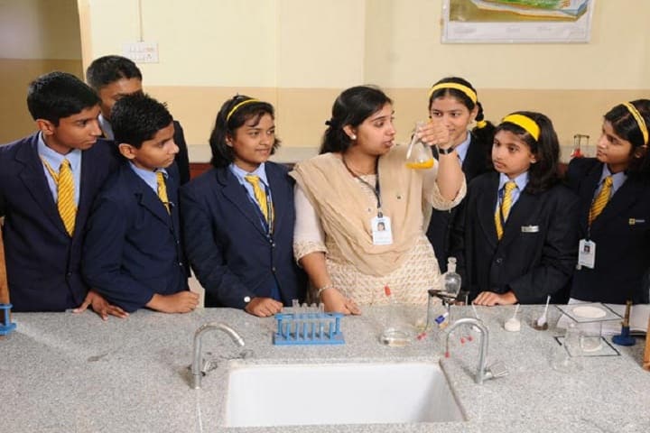 Podar International School-Chemistry Lab
