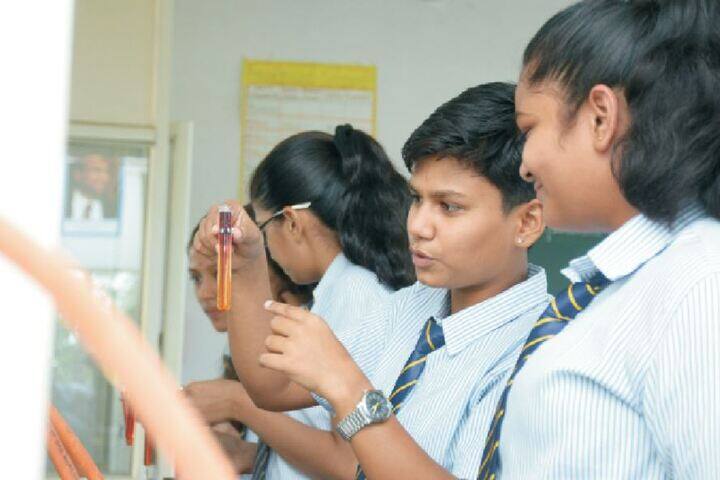 Pravara Central Public School-Chemistry Lab